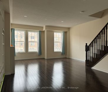 For Lease - 13 Cathedral High Street, Markham, Ontario - Photo 1