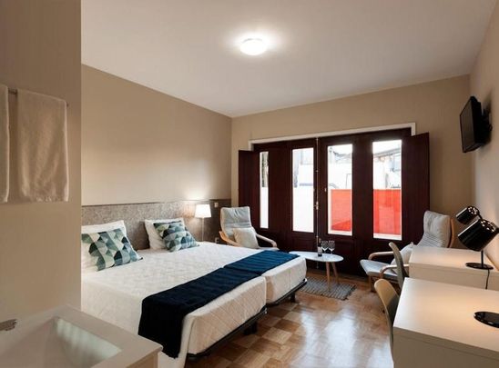 Rua de São Dinis, Porto, Braga 4250-433 - Photo 1