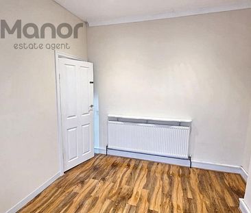 4 bedroom terraced house to rent - Photo 6