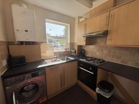 1 bedroom flat to rent - Photo 4