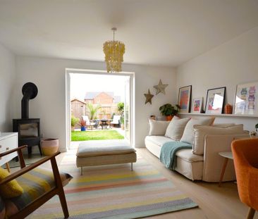 2 bedroom terraced house to rent - Photo 1