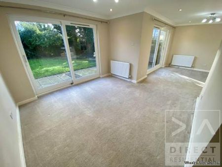 5 bedroom property to rent in Epsom - Photo 4