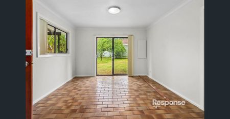 Spacious 5-bedroom home in the heart of PENRITH! - Photo 3