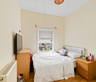 4 Bed Terraced House, Chingford Road, E17 - Photo 4