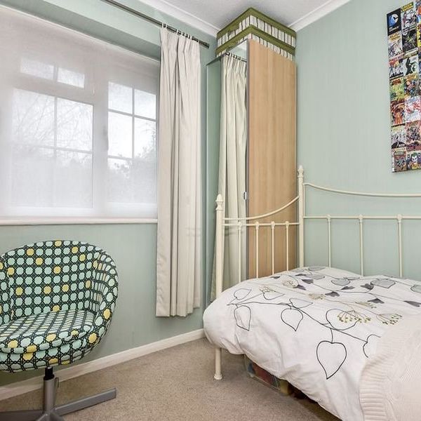 4 Bedroom House to rent - Photo 1