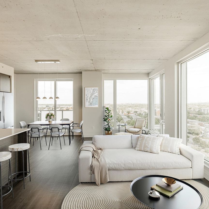 2800 Thimens, Montréal, QC - Photo 1