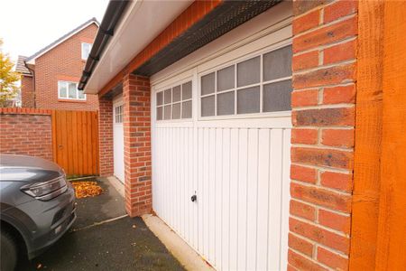 4 bedroom detached house to rent - Photo 5