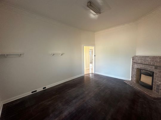 To register & apply for this property, please use this link: https://snug. com/ - Photo 1