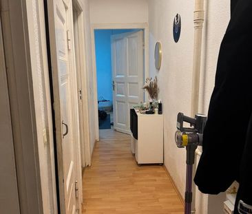 Untermiete 2 Zimmer Wohnung (1.12.2025-28.2.2026) - Photo 1