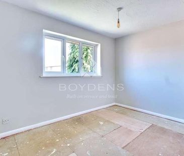 Gilberd Road Colchester, Essex, CO2 - Photo 6