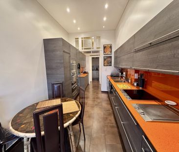 Superbe appartement proche de l'Eglise Russe - Photo 3