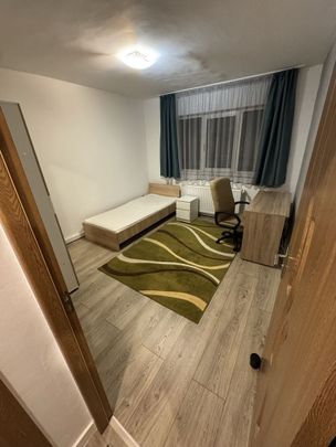Apartament cu 3 camere, Cornisa - Photo 1