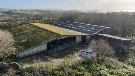 3 bedroom property with land to rent - Photo 4