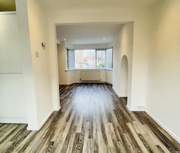 3 bedroom semi-detached house to rent - Photo 6