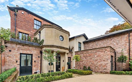 Exceptional modern home in central Alderley Edge with Gym, Bar, Games room and Wine Cellar - Photo 4