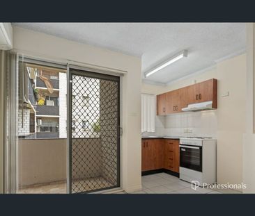 4/12-16 Goulburn Street, Warwick Farm, NSW 2170 - Photo 2