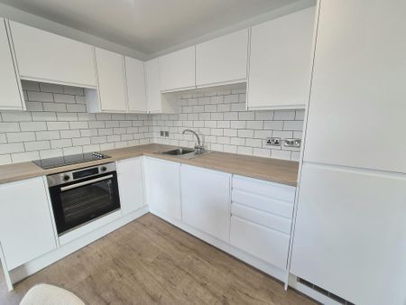2 bedroom apartment to rent - Photo 5