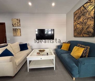 Alquiler de piso en Plaza Villa de Castelldefels, 1 - Photo 3