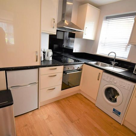 1 bedroom flat to rent - Photo 3
