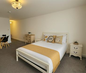 River Court, Ferry Lane, Cambridge - Photo 1