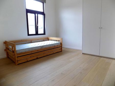 Moderne, subliem afgewerkte woning met tuin en 2 slaapkamers - Foto 3