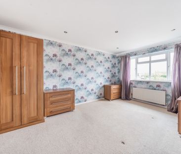 4 bedroom detached house to rent - Photo 6