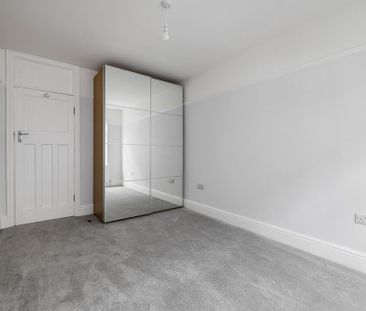 2 bedroom maisonette to rent - Photo 2