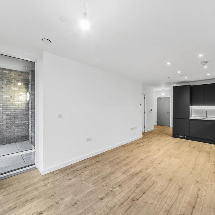 1 bedroom apartment to rent - Photo 1