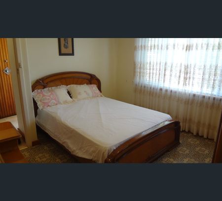 9 Cope Street, Midland, WA 6056 - Photo 5