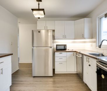 For Lease - 240 Markham Road Unit# ENTIRE PROPERTY, Toronto, Ontario - Photo 4