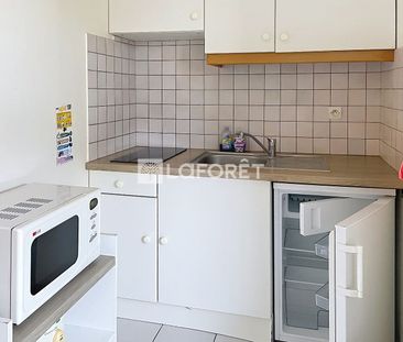 Location Appartement 1 pièce 21m² LA ROCHELLE 17000 - Photo 2