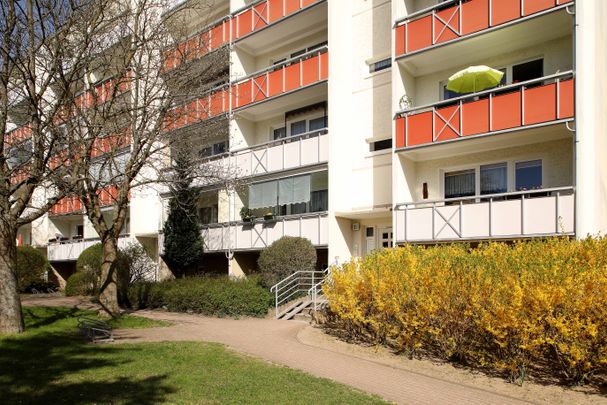 Einfach genial ... in der 1. Etage! - Photo 1