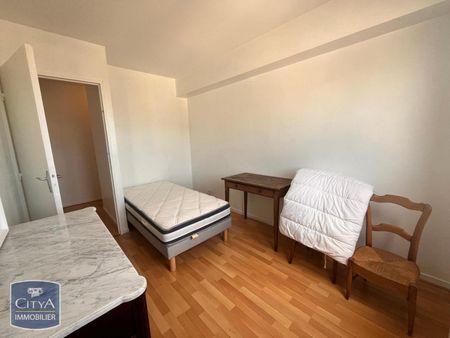 Location Appartement 3 pièces 62m² LAVAL 53000 - Photo 3