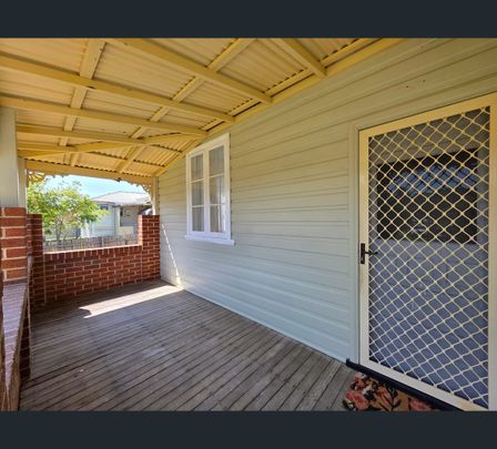 18 Beeton Parade, Taree, NSW 2430 - Photo 1