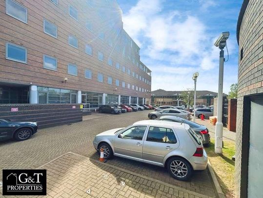 Apartment, Landmark, Waterfront West, Brierley Hill, DY5 - Photo 1
