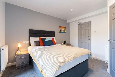 Mixed use to rent - Photo 3