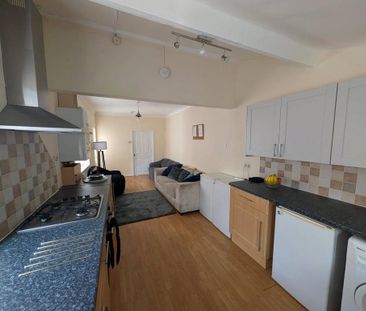 1 bedroom property to rent - Photo 1