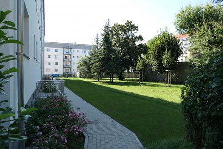 Erdgeschosswohnung in beliebter Wohnlage - Photo 2