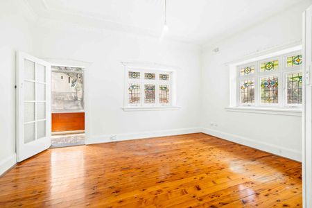 2 Gladstone Street Burwood - Photo 3