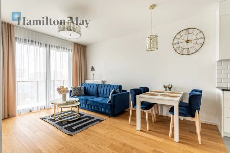 Komfortowe, nowe 2-pokojowe mieszkanie z balkonem i klimatyzacją w Soho - Photo 4