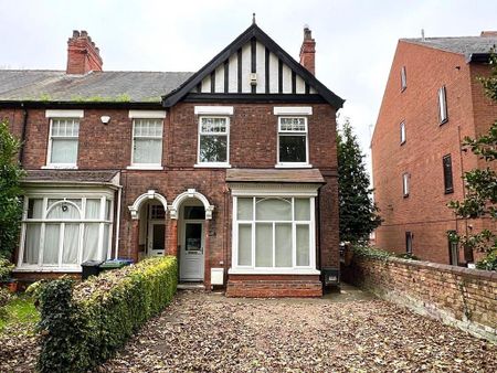 1 bedroom in a house share to rent - Photo 2