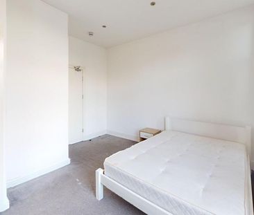 1 bedroom house of multiple occupation to rent - Photo 4