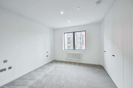 Calville House, Brentford, TW8 - Photo 2