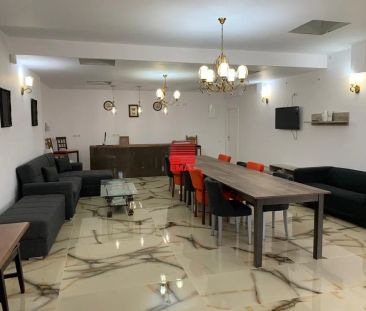 INCHIRIERE VILA 14 camere, Bariera Bucov - Fotografie 2
