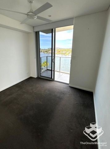 Ready to Move In â Lakeview Apartment Close to Varsity Lakes State Schools - Photo 2