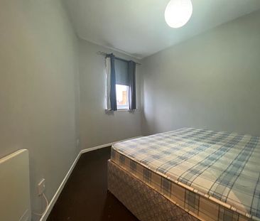 2 Bedroom Property To Rent - Photo 4