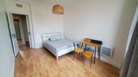 Location Appartement 3 pièces 52m² NICE 06000 - Photo 2