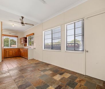 Charming 2-Bedroom Home - Photo 1