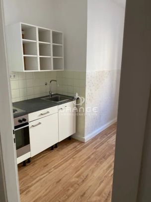 ***Ruhige 2 Zimmer Wohnung in der Osianderstrasse auf Zeit*** - Photo 1