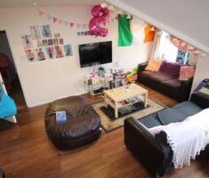 71 Flat 8 Cardigan Road, Leeds, LS6 1EB - Photo 3